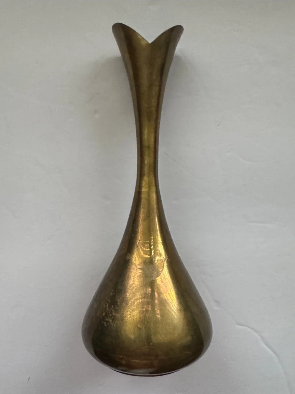 Vintage Solid Brass Bud Vase Mid Century Modern Tulip Neck Flower Vase 7” Tall